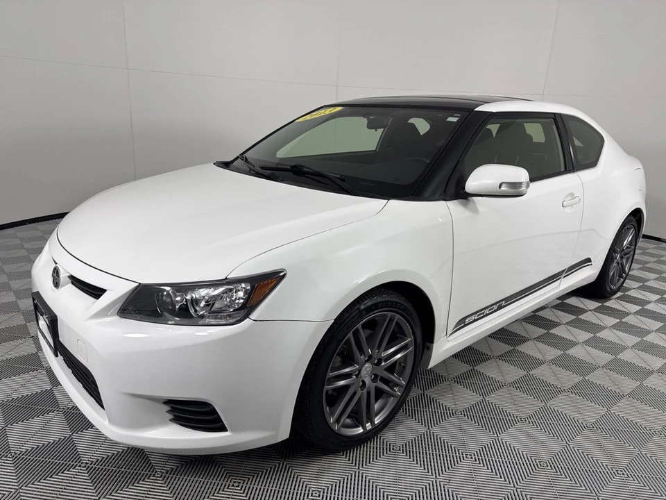 2013 Scion tC - Image 9 of 12