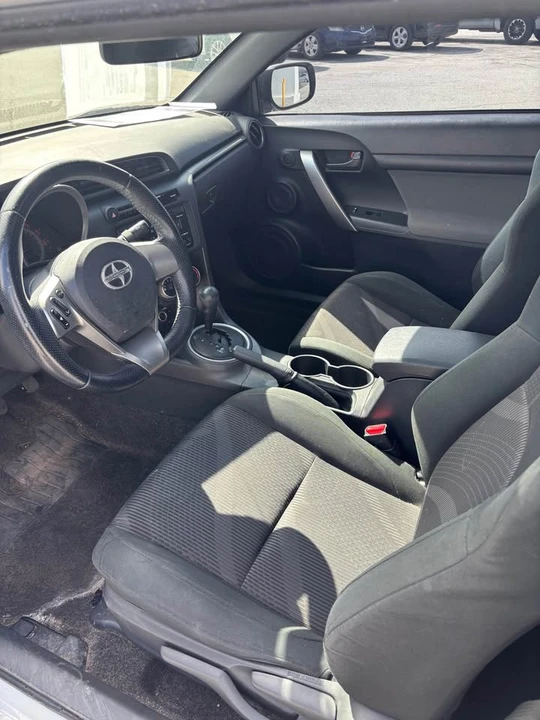 2013 Scion tC - Image 6 of 6