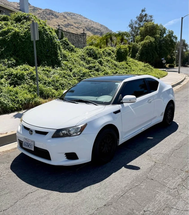 2013 Scion tC - Image 7 of 16