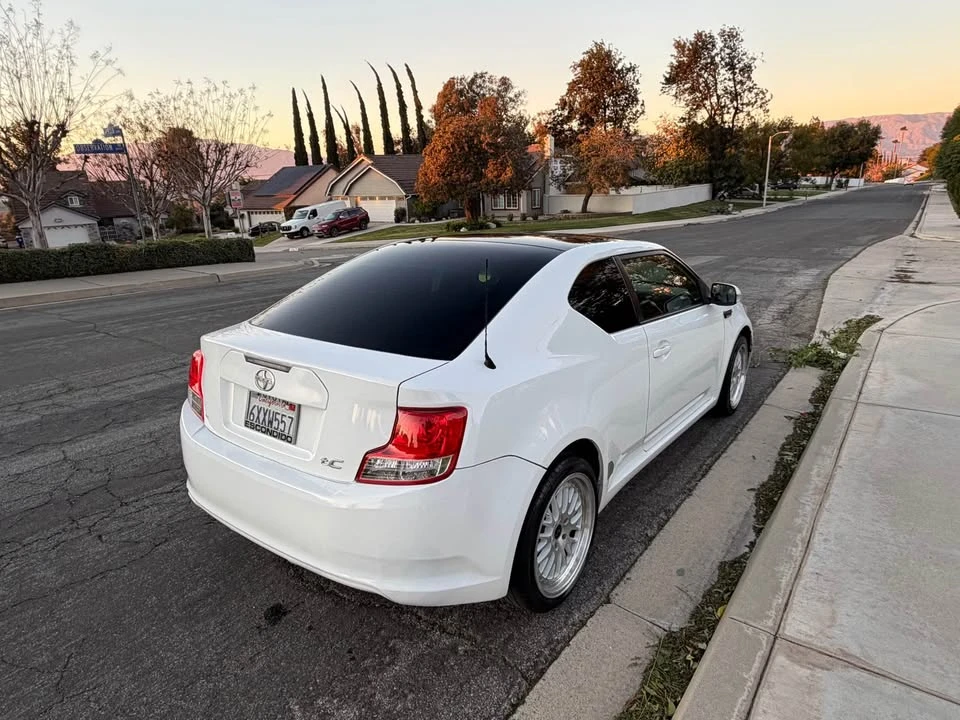 2013 Scion tC - Image 5 of 12