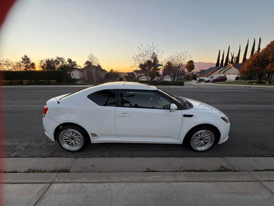2013 Scion tC - Image 6 of 12