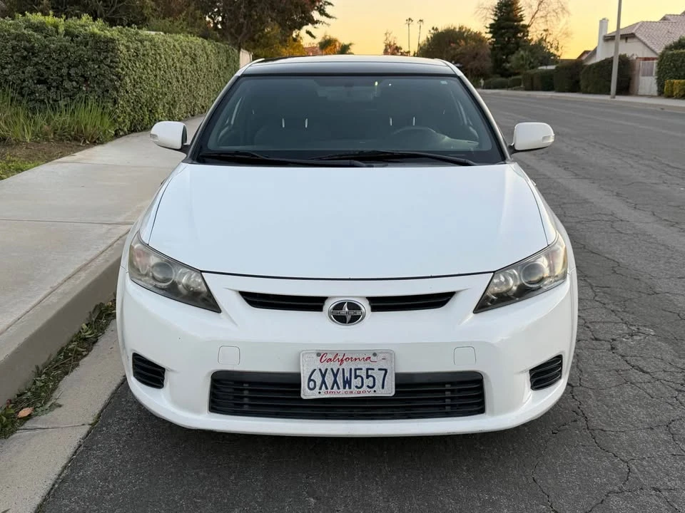 2013 Scion tC - Image 10 of 12