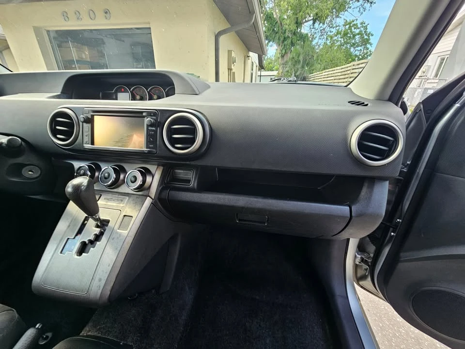 2013 Scion xB - Image 5 of 21