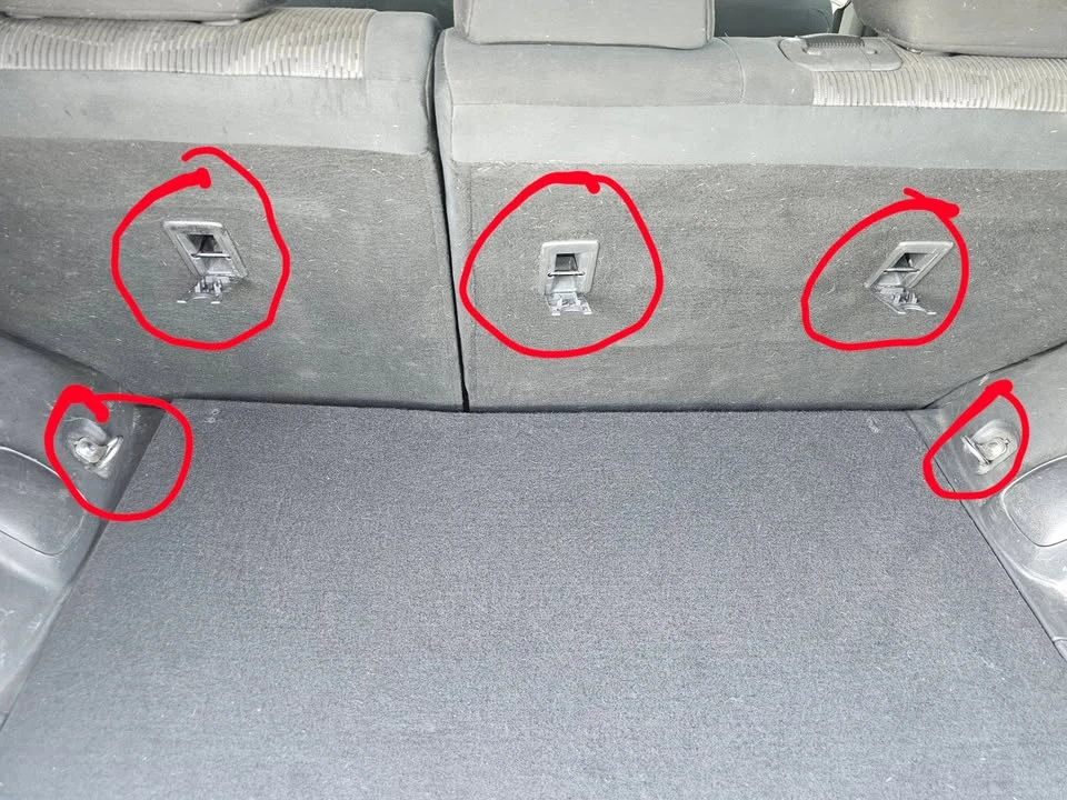 2013 Scion xB - Image 12 of 21