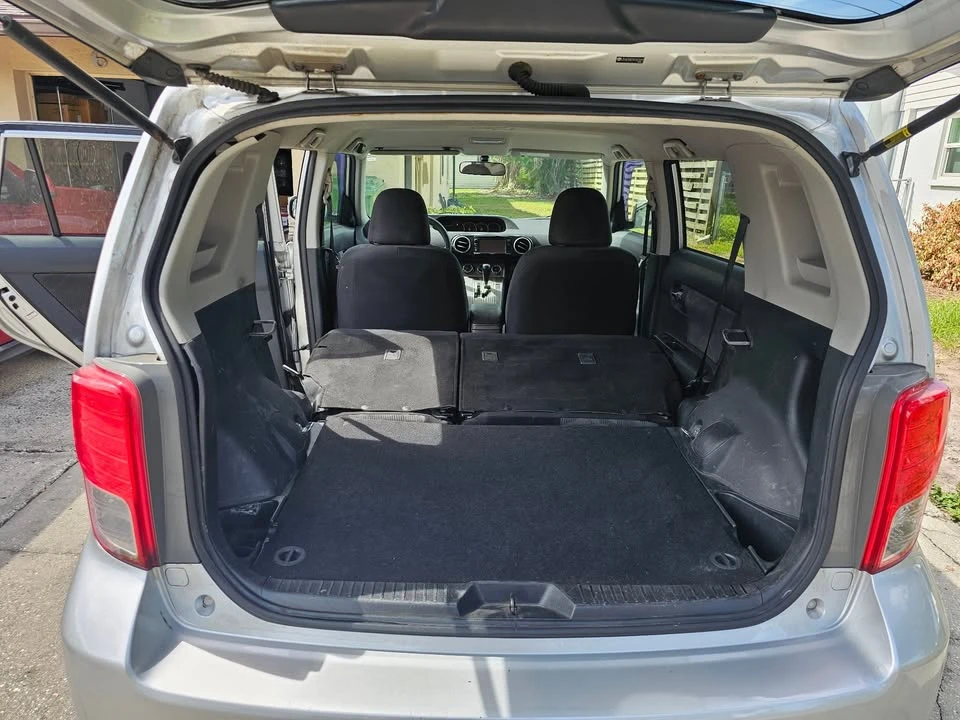 2013 Scion xB - Image 11 of 21
