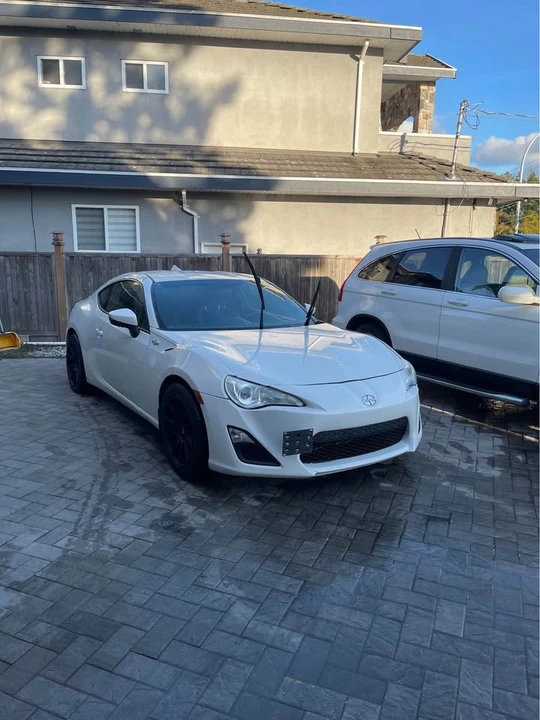 2013 Scion FR-S - Image 8 of 14