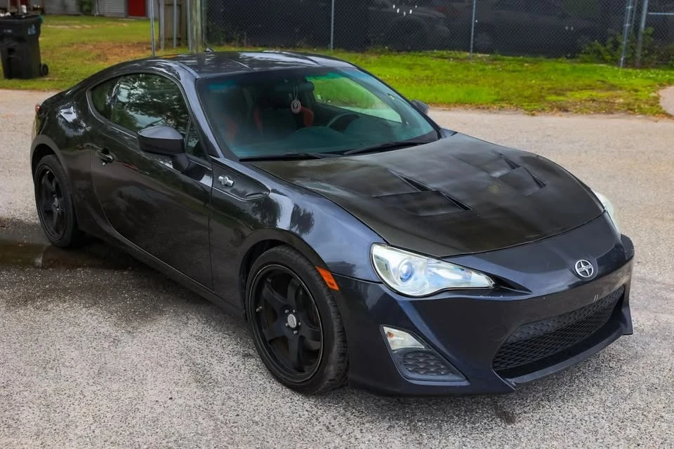 2013 Scion FR-S - Image 2 of 15