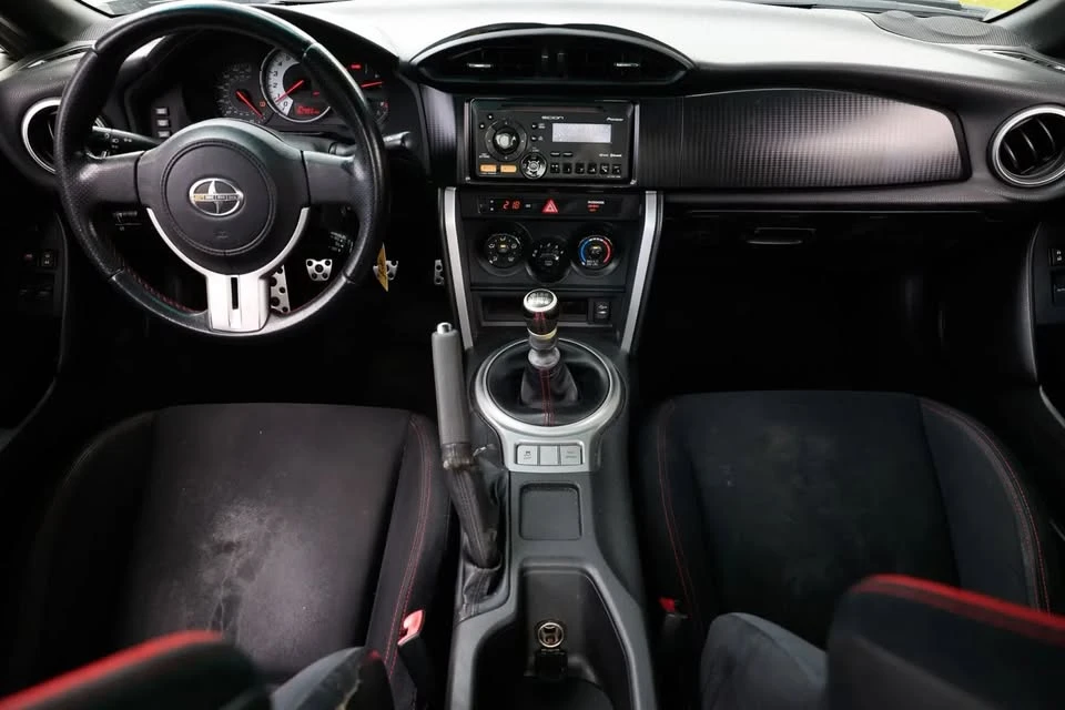 2013 Scion FR-S - Image 9 of 12