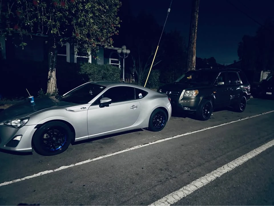 2013 Scion FR-S - Image 2 of 4