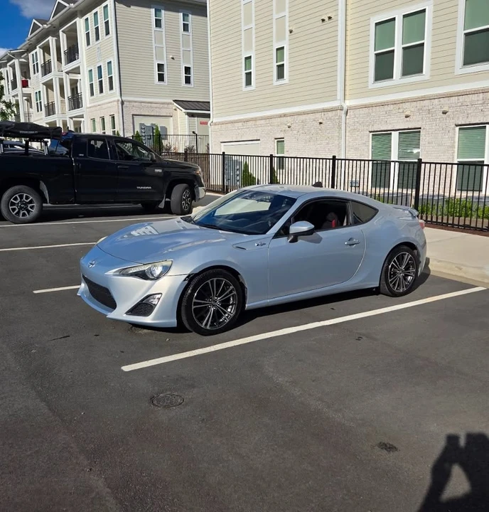 2013 Scion FR-S - Image 4 of 11
