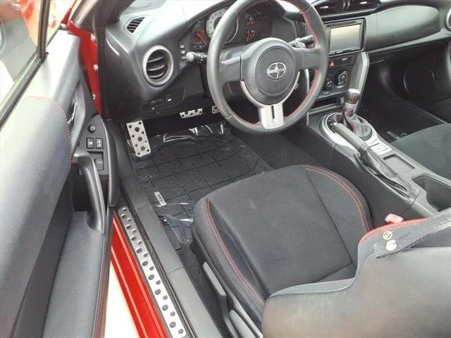 2013 Scion FR-S - Image 2 of 17