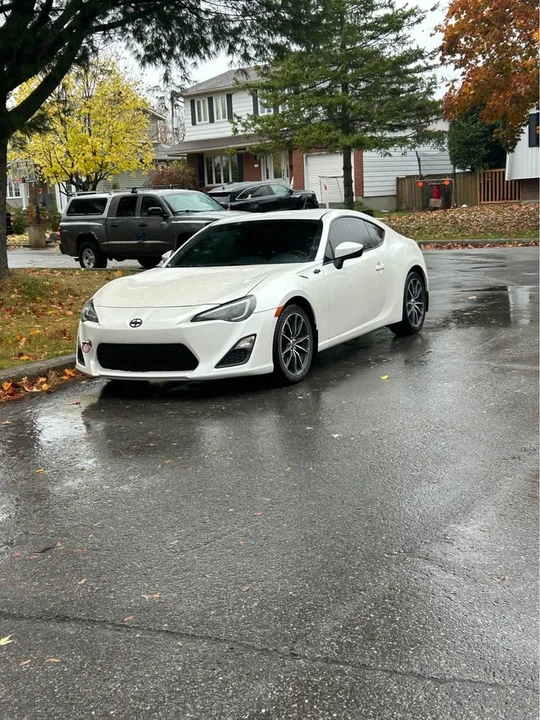 2013 Scion FR-S - Image 5 of 17