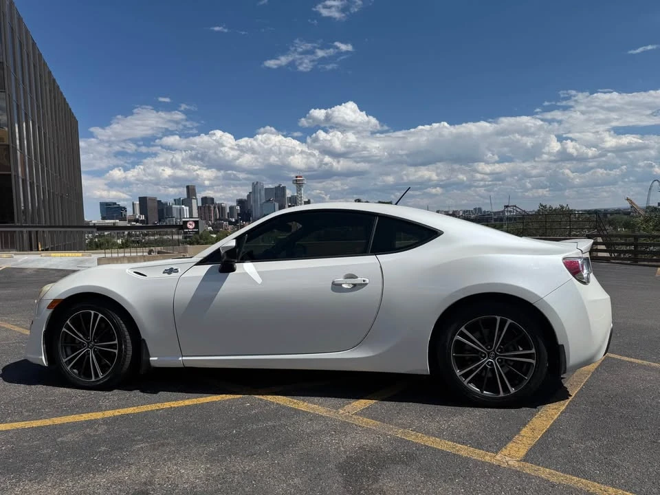 2013 Scion FR-S - Image 2 of 11
