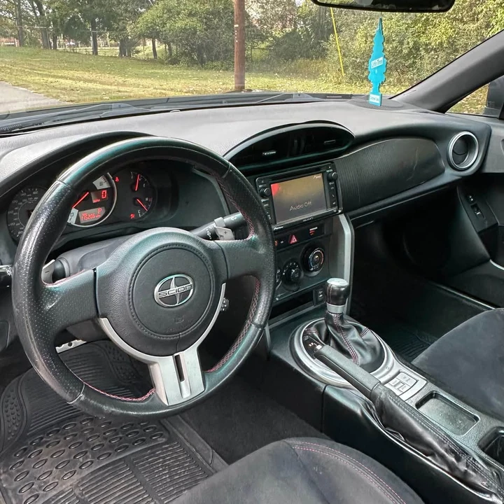 2013 Scion FR-S - Image 12 of 16