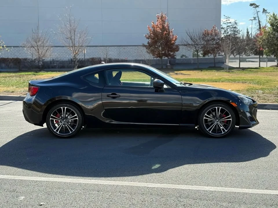 2013 Scion FR-S - Image 3 of 5