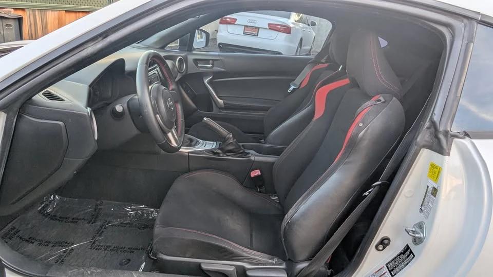 2013 Scion FR-S - Image 11 of 20