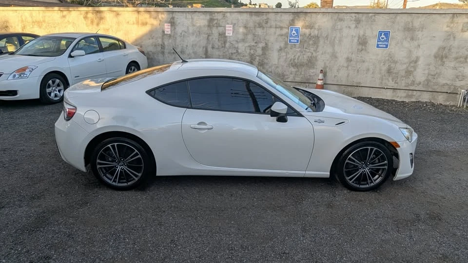 2013 Scion FR-S - Image 7 of 20