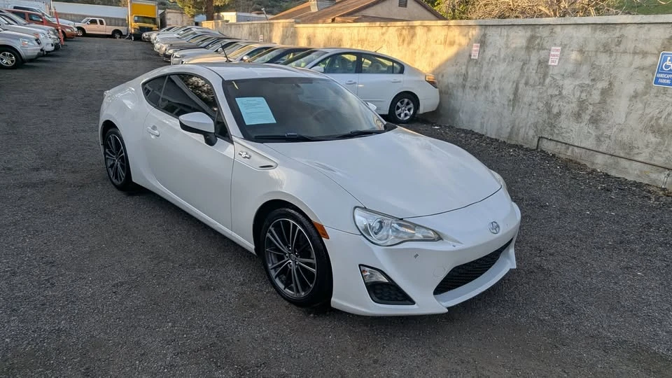2013 Scion FR-S - Image 8 of 20