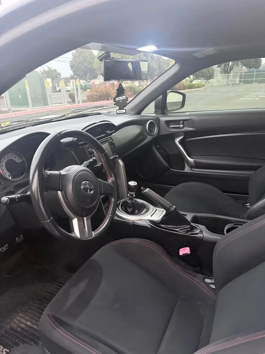 2013 Scion FR-S - Image 7 of 10