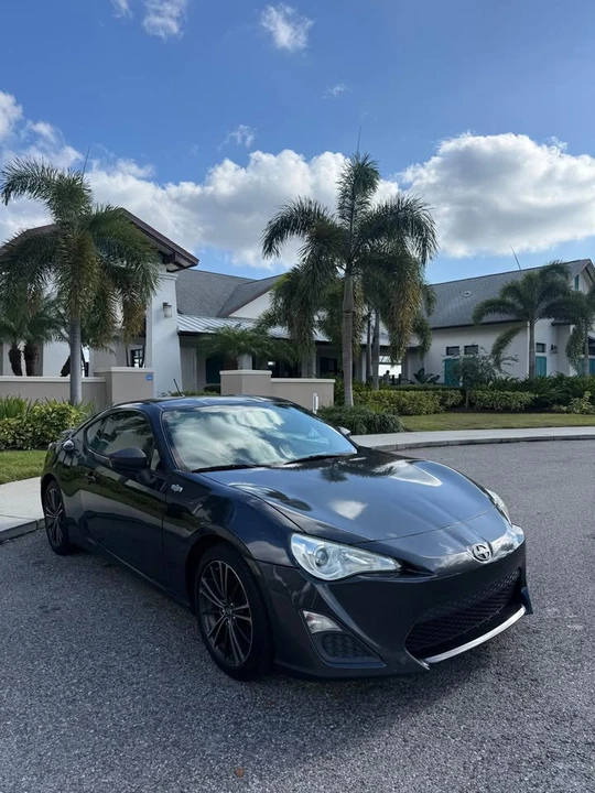 2013 Scion FR-S - Image 2 of 9