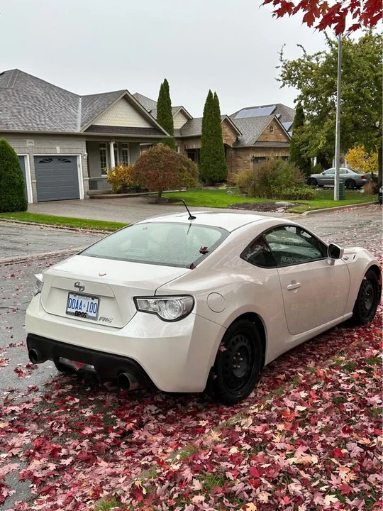 2013 Scion FR-S - Image 2 of 10