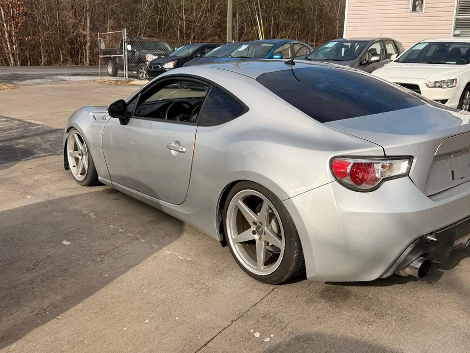 2013 Scion FR-S - Image 10 of 19