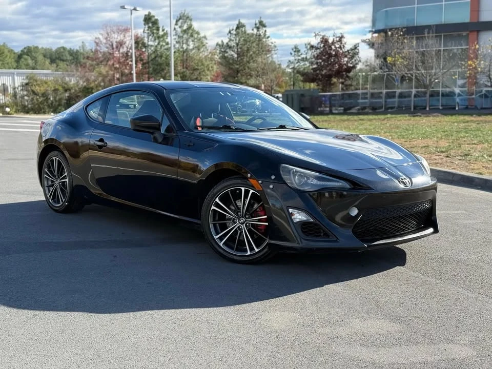 2013 Scion FR-S - Image 2 of 19