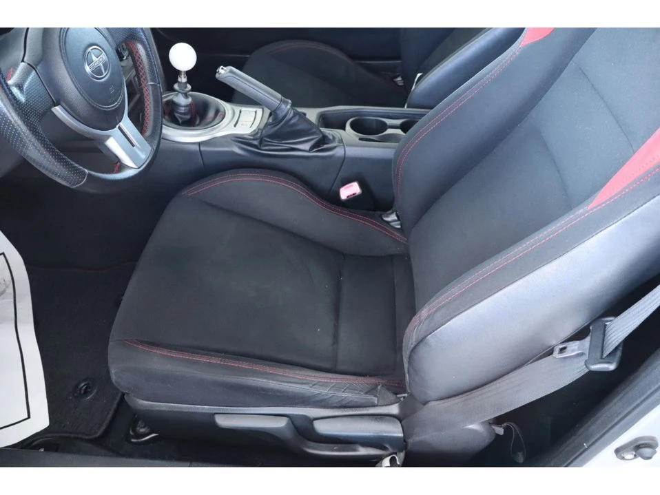 2013 Scion FR-S - Image 13 of 20