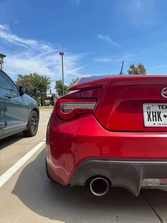 2013 Scion FR-S - Image 2 of 19