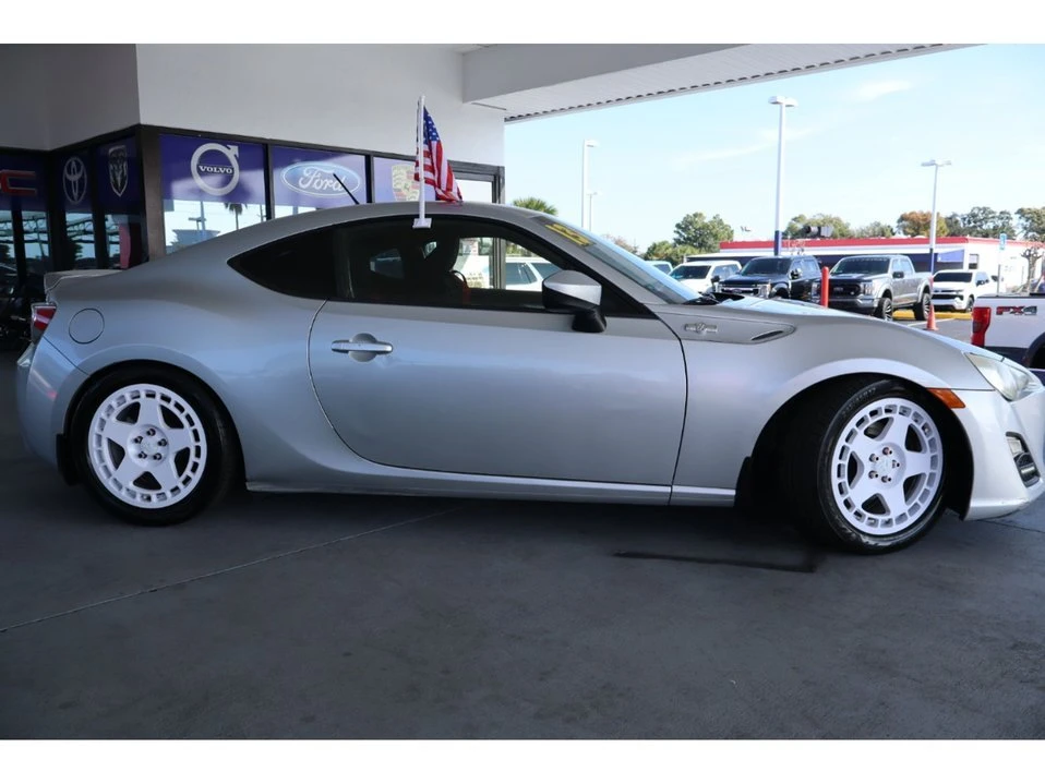 2013 Scion FR-S - Image 4 of 20