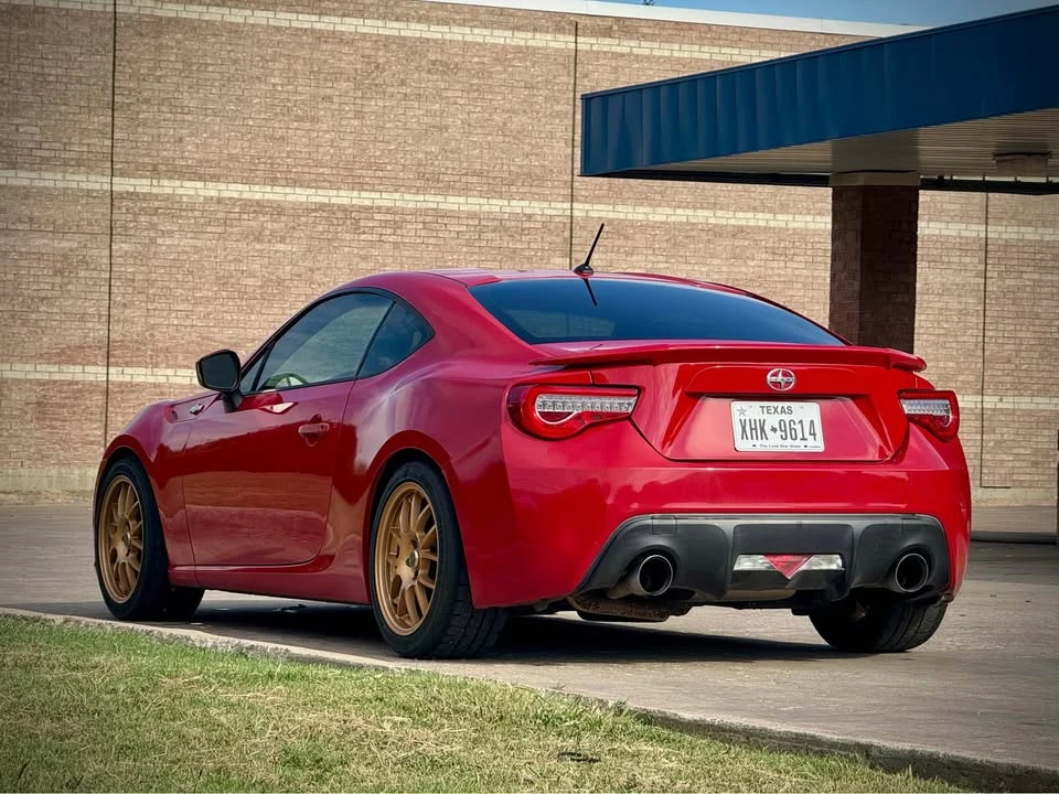 2013 Scion FR-S - Image 11 of 19