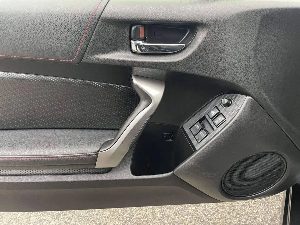 2013 Scion FR-S - Image 17 of 18