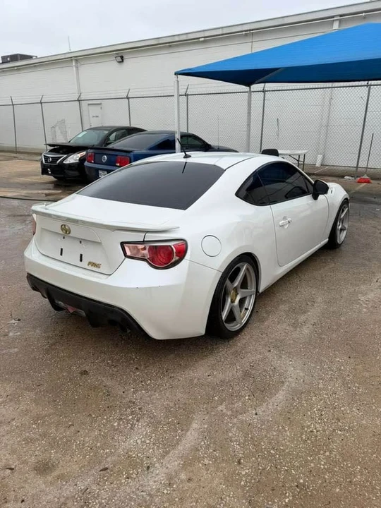 2013 Scion FR-S - Image 2 of 14