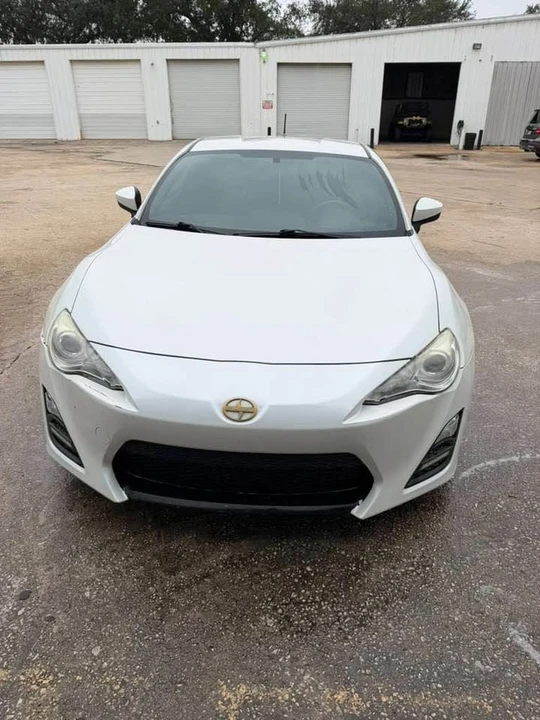 2013 Scion FR-S - Image 4 of 14