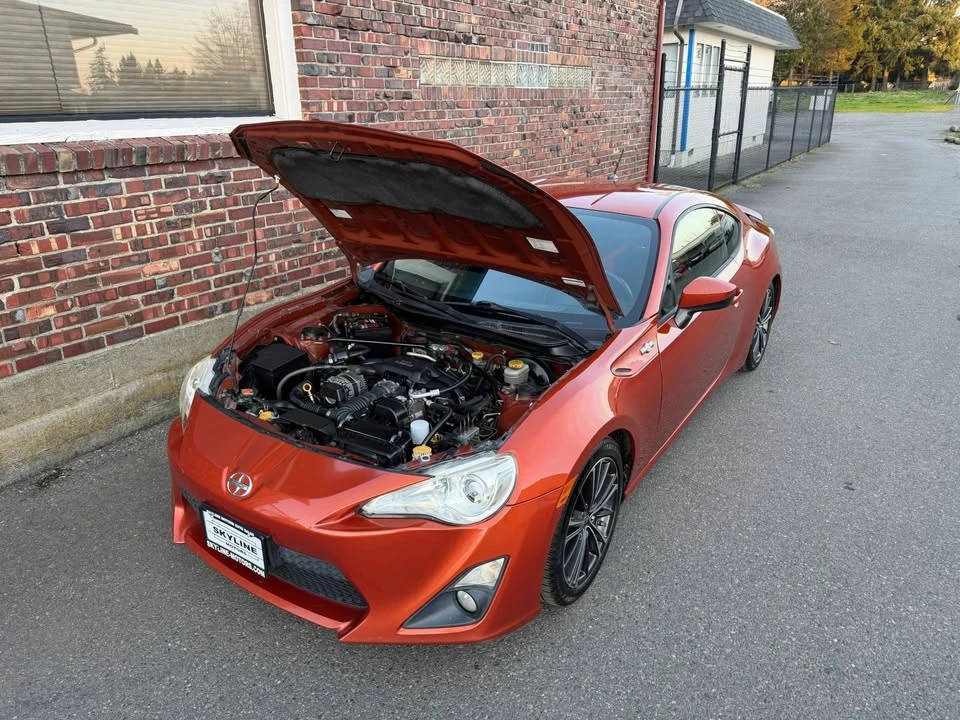 2013 Scion FR-S - Image 10 of 17