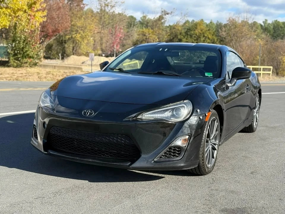 2013 Scion FR-S - Image 11 of 20