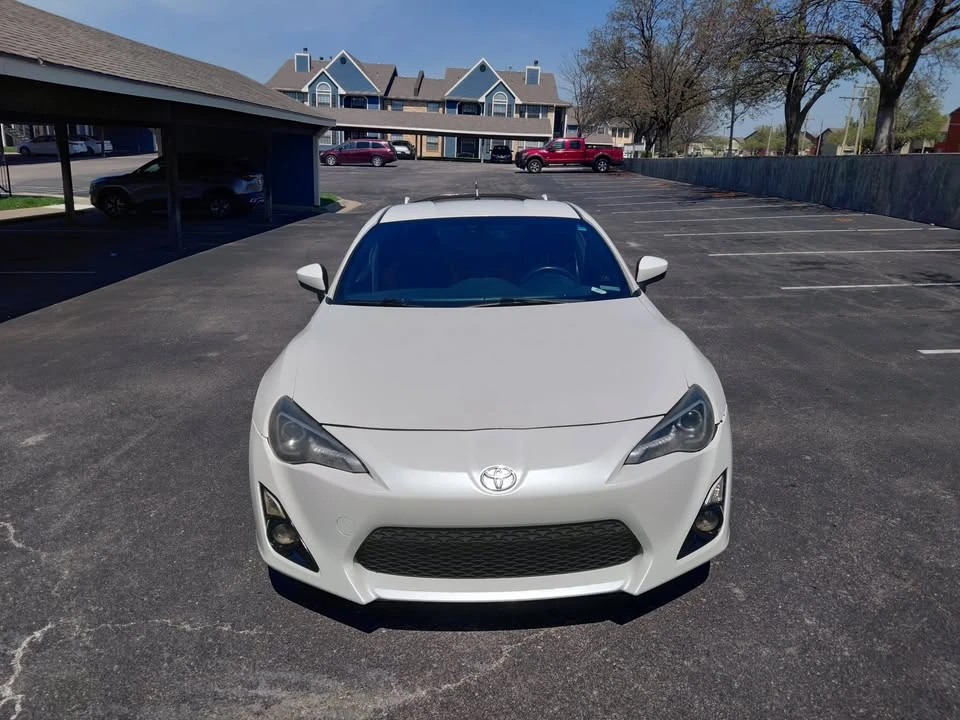 2013 Scion FR-S - Image 3 of 13