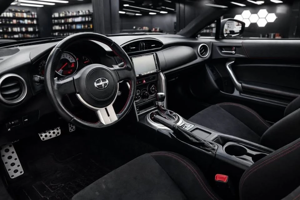 2013 Scion FR-S - Image 4 of 18