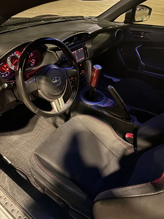 2013 Scion FR-S - Image 9 of 11