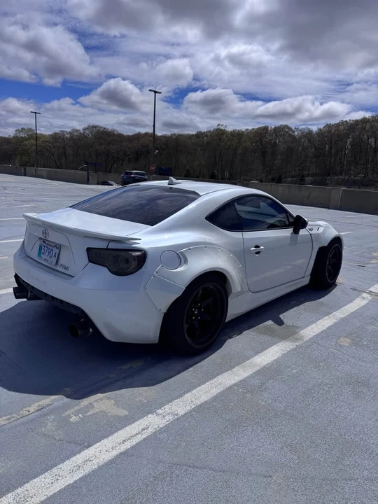 2013 Scion FR-S - Image 5 of 8