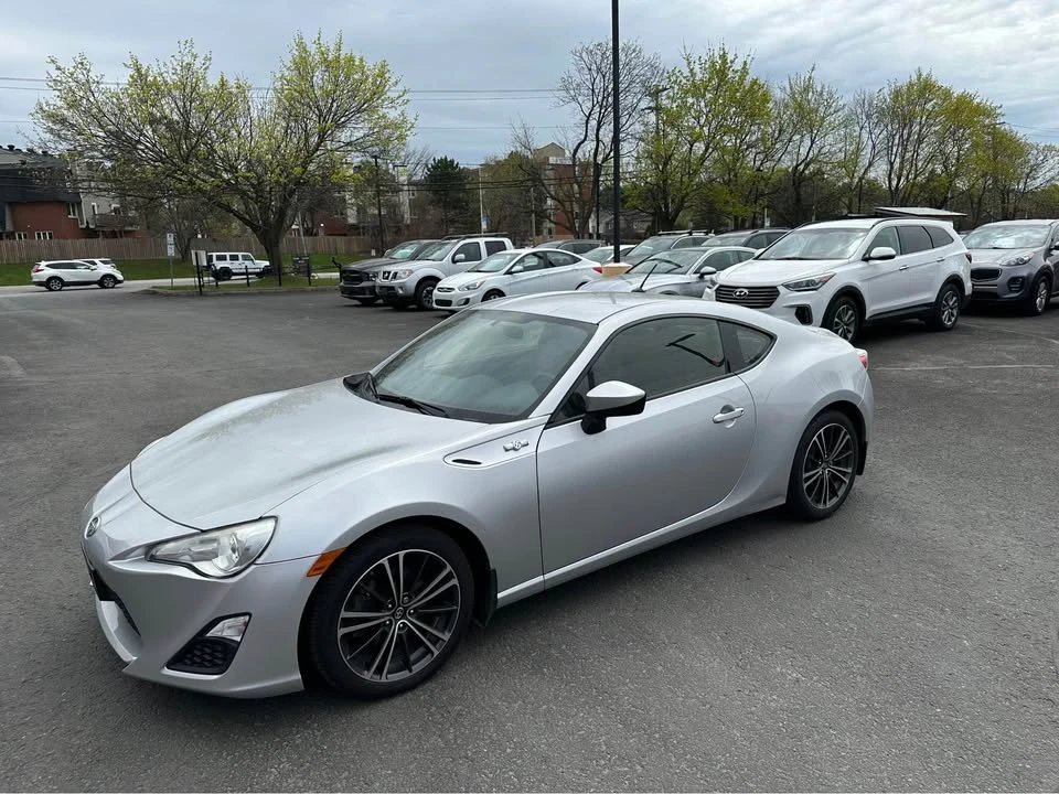 2013 Scion FR-S - Image 2 of 17