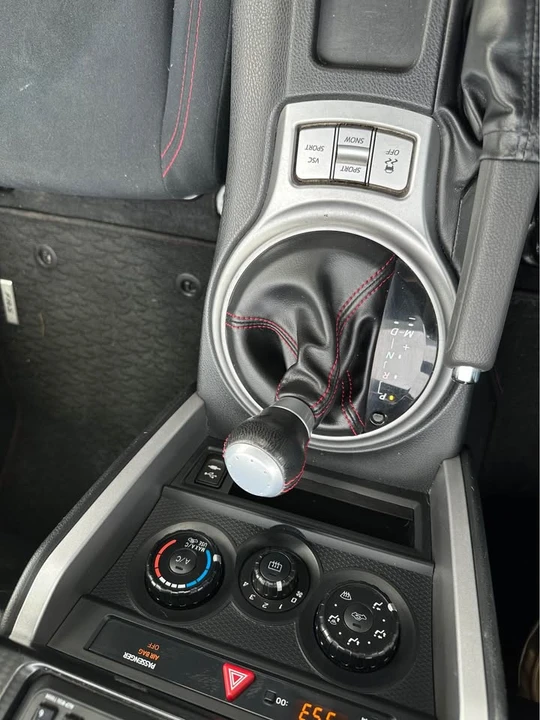 2013 Scion FR-S - Image 10 of 17