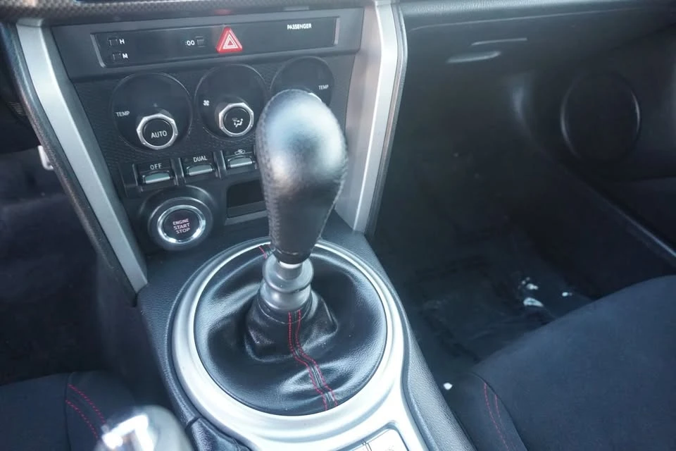 2013 Scion FR-S - Image 15 of 18
