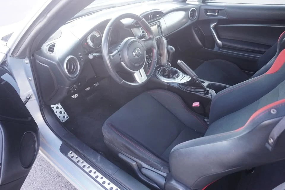 2013 Scion FR-S - Image 11 of 18