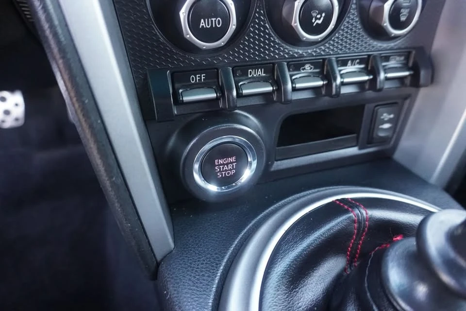 2013 Scion FR-S - Image 14 of 18