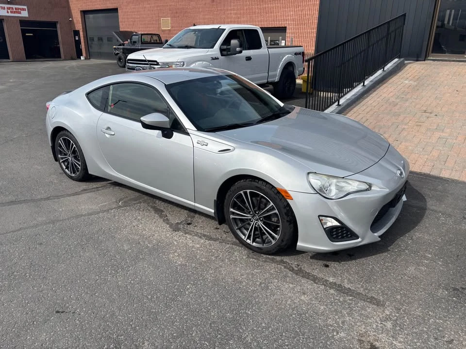2013 Scion FR-S - Image 3 of 8