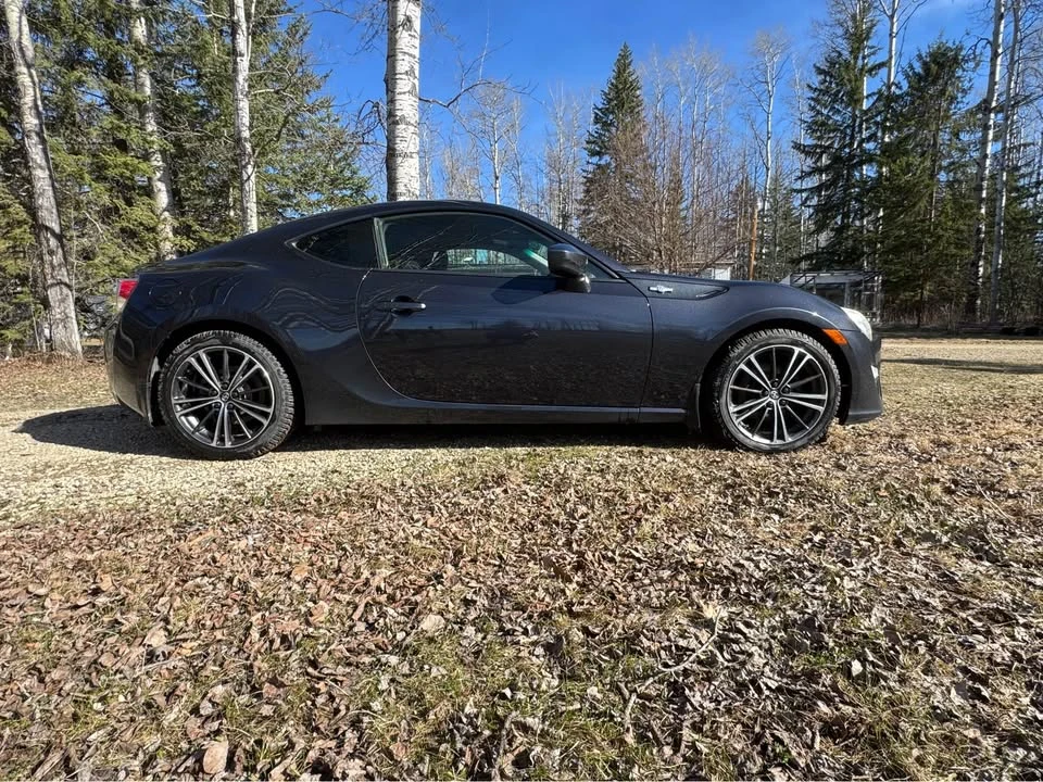 2013 Scion FR-S - Image 3 of 15