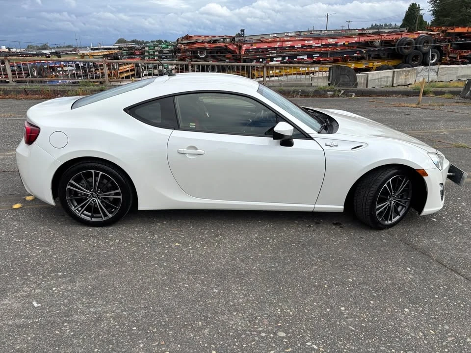 2013 Scion FR-S - Image 4 of 10
