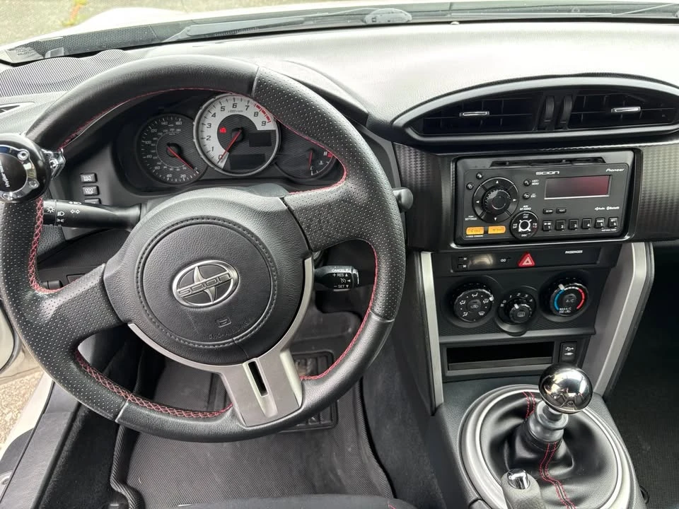 2013 Scion FR-S - Image 6 of 10