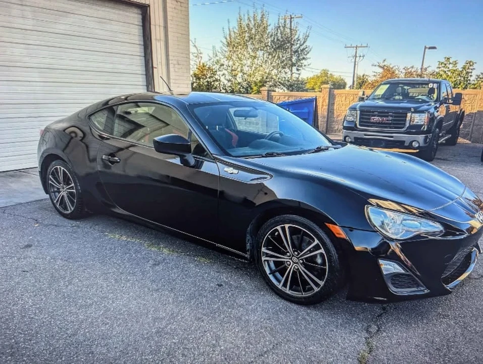 2013 Scion FR-S - Image 2 of 3